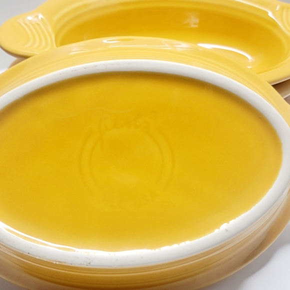 Fiesta 13 oz Oval Casserole individual Dish Daffodil Yellow Handles - Picture 4 of 7